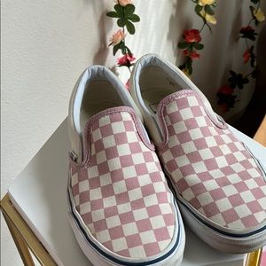 pink checkered vans